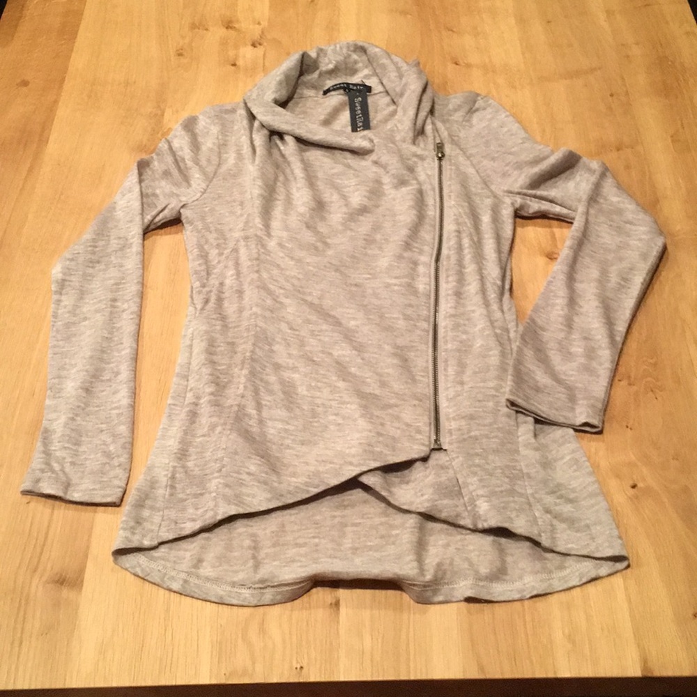 Sweet Rain Women’s Top